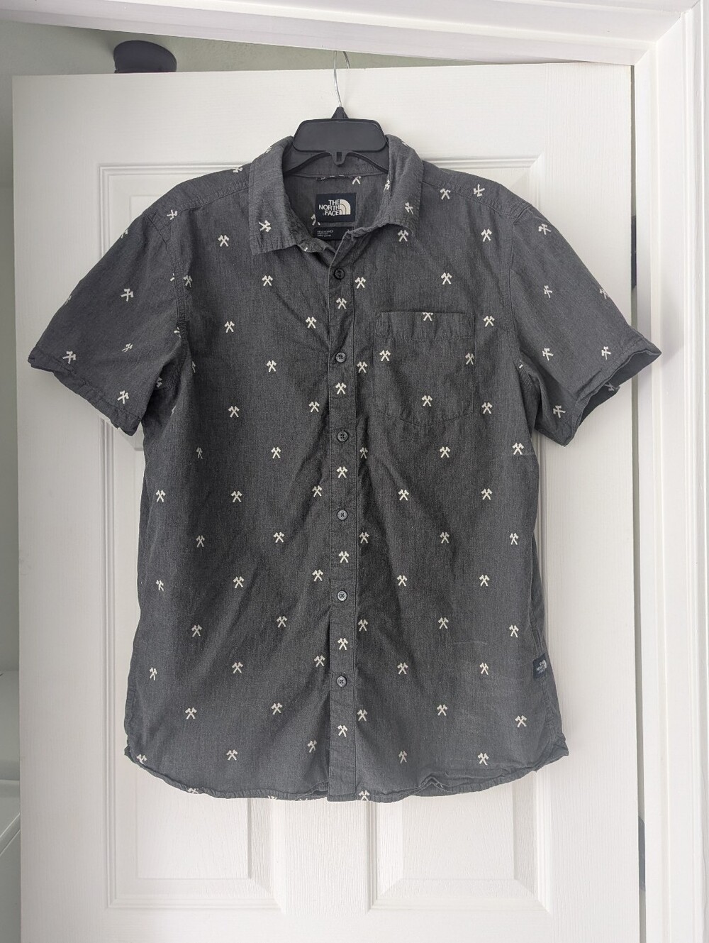 The North Face Axe Pattern Charcoal Short-Sleeve Button-Up Shirt